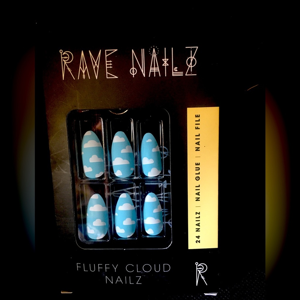 Rave Nailz - stick on false nails
